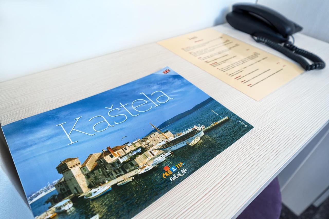 Hotel Aqua - Guest Rooms & Suites Kaštela エクステリア 写真