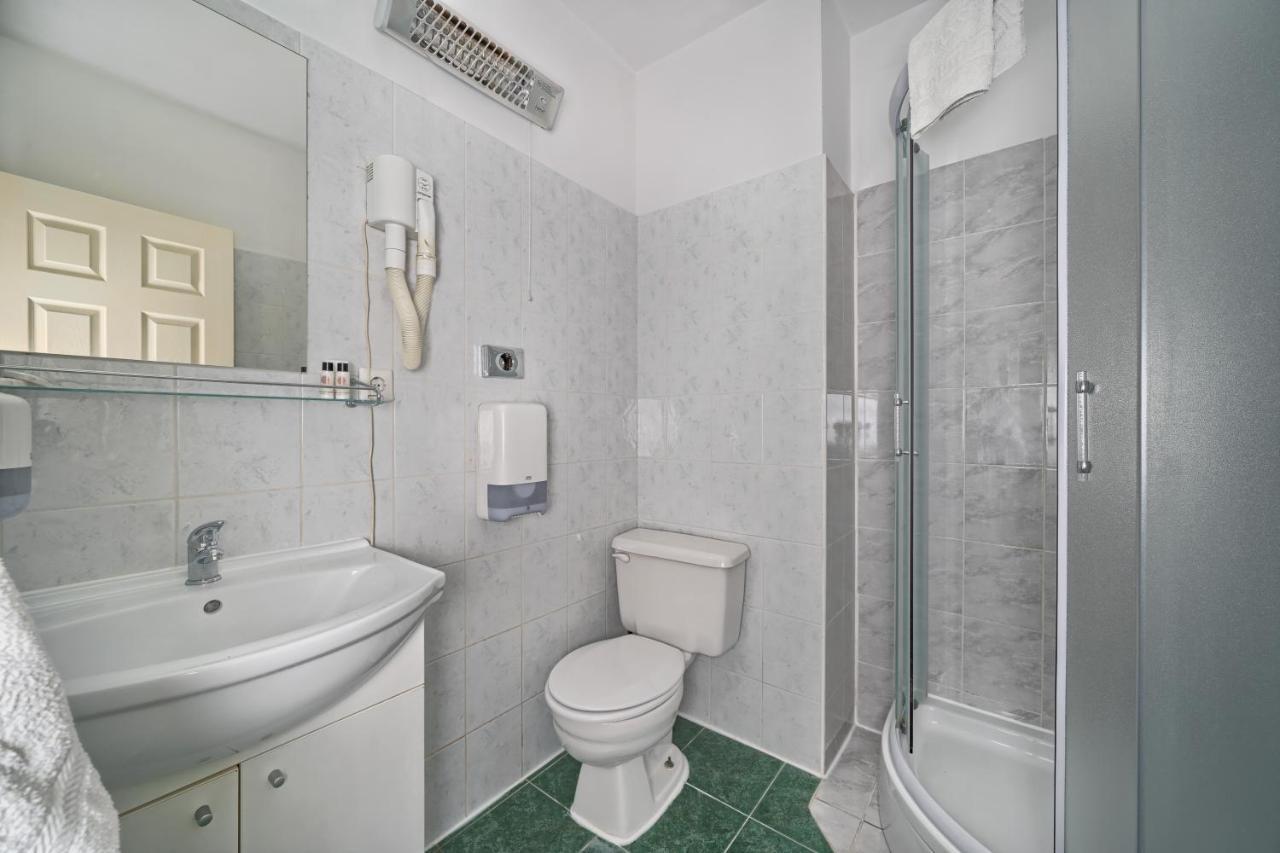 Hotel Aqua - Guest Rooms & Suites Kaštela エクステリア 写真
