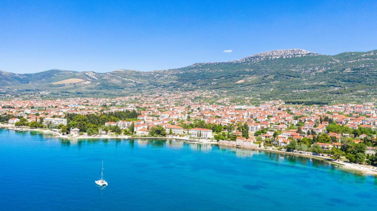 Hotel Aqua - Guest Rooms & Suites Kaštela エクステリア 写真